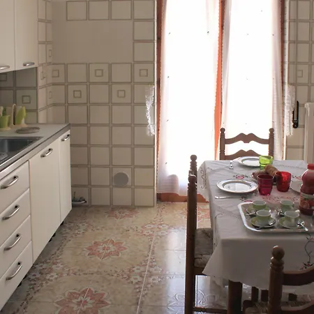 Mare Celeste Apartment *